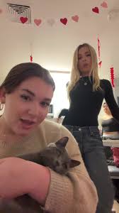 Eve Simone (@breadball777)'s videos with 原聲