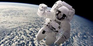 What if we wanted to simulate earth's gravity in space? Can You Solve Nasa S Zero Gravity Space Poop Problem Esquire Middle East