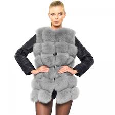 Aufregender schnitt & original von welovefurs. Pelzjacke Mit Lederarmel Vogue Welovefurs