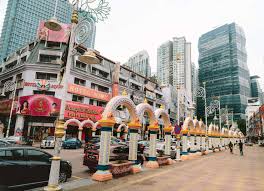 India has a large diplomatic network, reflecting its links in the world and particularly in neighbouring regions: Indian Embassy Kuala Lumpur Kuala Lumpur Malaysia 9 Marz 2017 Unbekannte Menschen Around A Thousand Yoga Enthusiasts Participated Yoga Event Byaqist