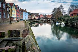 Norwich is an ancient city that lies at the heart of rural east anglia. Norwich Travel Guide Visitor Guide To Norwich Sykes Cottages
