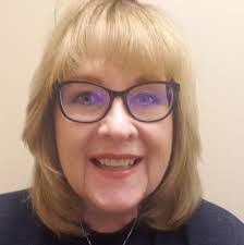 Denise Helmer's Instagram, Twitter & Facebook