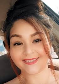 Mercedes Viera's Instagram, Twitter & Facebook