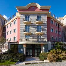 The bus to the centre of san giovanni rotondo stops 40 metres away, and the journey lasts approximately 10 minutes. Hotel San Giovanni Rotondo Palace Alihotels San Giovanni Rotondo Ar Trivago Com