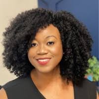 Staci Lynch's Instagram, Twitter & Facebook