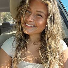 Madison Foster's Instagram, Twitter & Facebook