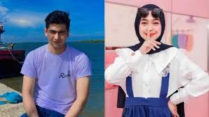 Dikabarkan segera menikah, teuku ryan dan ria ricis rencananya akan segera lamaran di akhir bulan september 2021. Siapakah Teuku Ryan Disebut Sebut Bakal Jadi Calon Suami Youtuber Riaricis