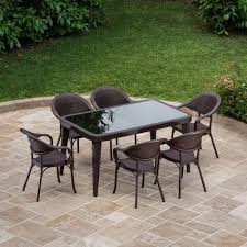 Ahşap efektli masalar ve örgülü stil masalar plastik rattan takımlar arasında en fazla tercih edilenlerden. Rattan Plastik Venge 6 Kisilik Bahce Masa Sandalye Takimlari