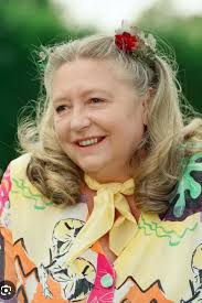 So I've come to realization that my tastes in characters run closer to this  x'D