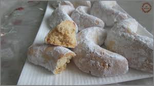 Sables Lunes Aux Cacahuetes 2 Formes Halawiyat Maghribiya Gateau Marocain Facile Gateau Algerien Sans Cuisson Recette Gateau Arabe