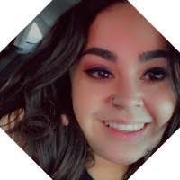 Amanda Shrader's Instagram, Twitter & Facebook