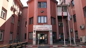 Kahramanmaraş pazarcık'ta silah kaçakçılığı operasyonu. 7 Gunluk Bebegi Cami Avlusuna Biraktilar Kahramanmaras Dailymotion Video