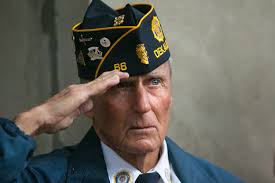 PORTRAITS — Danielle Guerra Mains