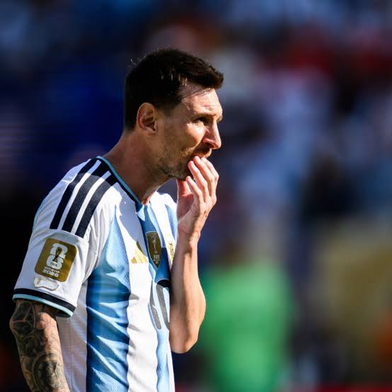 Messi rompió el silencio tras perder el Mundial: el mensaje que resuena en  toda Argentina - Semana