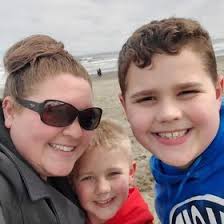 Tiffany Macomber's Instagram, Twitter & Facebook