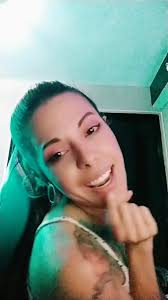 Leisha (@leishavoces)