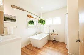 And it's a herringbone pattern as well, perfect for those that want to. 25 Wood And White Bathrooms For A Trendy Relaxing Shower