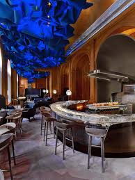Le Bar At Hotel Plaza Athenee Dorchester Collection Paris Bars Luxury Bar Plaza Athenee