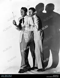 DEAN MARTIN and JERRY LEWIS in SCARED STIFF, 1953, directed by GEORGE  MARSHALL. Copyright PARAMOUNT PICTURES. - Album alb269515