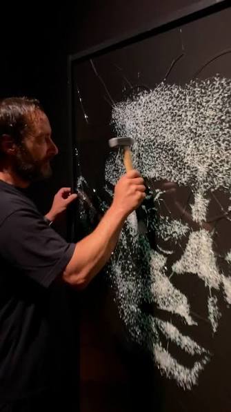 Simon Berger, a Swiss artist, has redefined portraiture by working with  shattered glass. Through precise hammer strikes, he molds fragile panes  into intricate portraits that balance delicacy with ...
