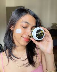 Madonna Lily Bright Light Signature beauty cream! 100% water free and  formulated with advanced stem cell technology of Madonna Lily extract.  Fades pigmentation, spots, wrinkles and fine lines. Only RM100! Combo price