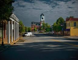In 1919 and again in 1925 the interior was. Monticello Street And A View Of The Newton County Courthouse In Covington Ga Picture Of Covington Georgia Tripadvisor
