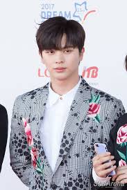 See more of kim so hyun and yook sungjae on facebook. 7 Potret Transformasi Sungjae Btob Bintang Drama School 2015 Yang Berulang Tahun Halaman 3 Tribunstyle Com