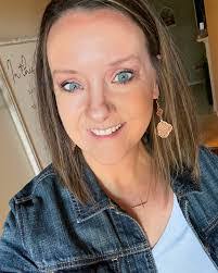 Ginger Tipton's Instagram, Twitter & Facebook