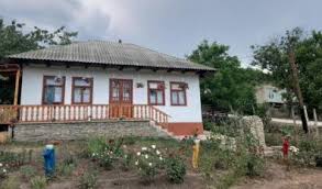 Pensiunea agroturistica cazare in exploatatii agricole (ferme, gospodarii, conace, etc) ; Case Rurale Ferme Èi Pensiuni Agroturistice Ilistur