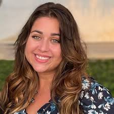 I'm so excited to begin my career as a Graphic Designer with Berkshire  Hathaway HomeServices Florida Network Realty. Everyone has been so  welcoming, and I cannot wait to work with the amazing… |