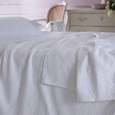 Chantilly Bedspread Con Immagini