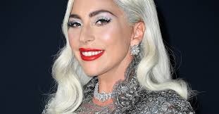 Immer mehr stars posten auf instagram & co. Make Up Verbot Am Set Von A Star Is Born Lady Gaga Versuchte Sich Heimlich Zu Schminken