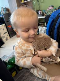 Why is Hugo screaming in pain when his foot got trapped in the steel trap?