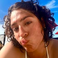 Fatima Medrano (@fatimamedrano17)