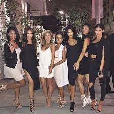 Birthday Dinner Outfit Ideas Olivia Pierson On Instagram Birthday Dinner For Sharinagutierrez With The Girls Gelilee87 Ta Dinner Outfit Fall Dinner Outfit Spring Dinner Outfit Summer