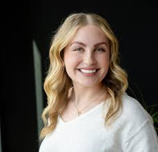 Unsuccessful property flips, struggling to find reliable partners, and  understanding the real estate market can be challenging. Learn the ropes at  the