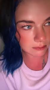 Amy Deberry's Instagram, Twitter & Facebook