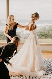 Real Casablanca Bride Natalia S Beachside Wedding In Style 2406 Evelina Beachside Wedding Wedding Dresses Brides Wedding Dress