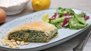Gemusestrudel Mit Spinat Ernahrung Kaffee Oder Tee Swr De In 2020 Spinat Ernahrung Lebensmittel Essen