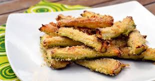 Legers Et Savoureux Ces Batons De Courgettes Au Parmesan Cuits Au Four Raviront Vos Invites Et S Recette Avec Courgette Recettes De Cuisine Courgette Parmesan
