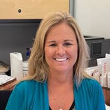 Peggy Saxon's Instagram, Twitter & Facebook