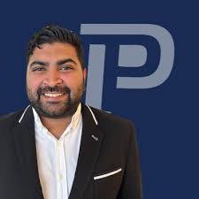 Justin Beard's Instagram, Twitter & Facebook