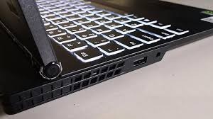 Daftar harga laptop gaming 2020 terlaris di bhinneka. Review Lenovo Legion Y530 Laptop Gaming Kelas Menengah Harga Lebih Murah Gadgetsquad Id