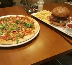 Are there restaurants at or near premier inn london bank tower? Hotelbilder Premier Inn London Bank Tower City Of London Holidaycheck