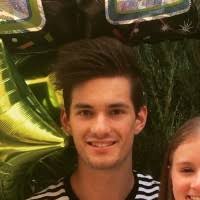 30+ "Kurt Wall" profiles