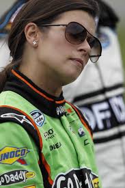 Danica Patrick prepares for 1st trip to Darlington