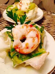 Un antipasto semplice, ma sfizioso e di classe. Cestini Di Pasta Fillo Zucchine Alla Julienne E Gamberoni Ricette Pasta Fillo Pasta