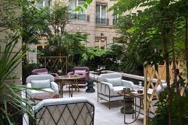 Article First Look Paris Hotel De Crillon Indagare Luxury Garden Design Luxury Garden French Architecture