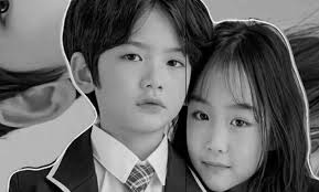 Video viral anak kecil ml dengan wanita dewasa. Sosial Media Frankenstein45 Com