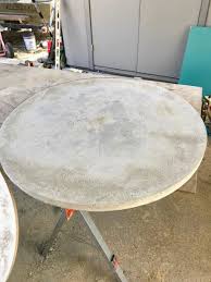 How To Make A Round Concrete Table Top In 2020 Concrete Table Top Concrete Top Dining Table Concrete Table